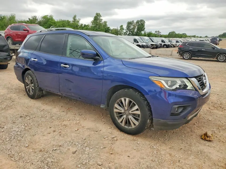 2019 NISSAN PATHFINDER SL  