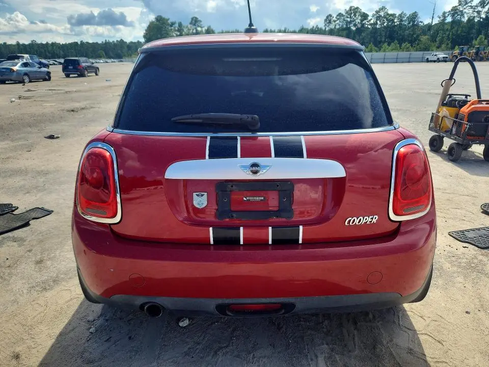 2015 MINI COOPER   