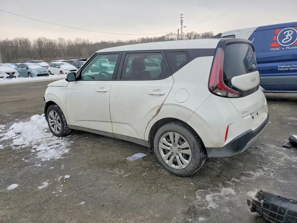 2023 KIA SOUL LX  