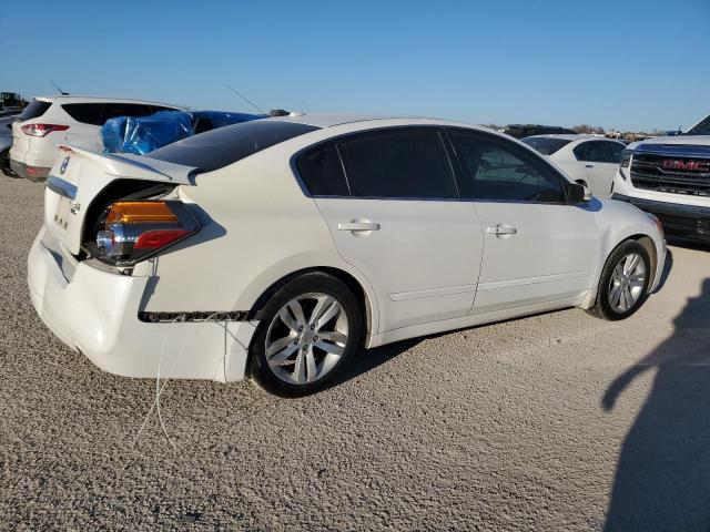 2011 NISSAN ALTIMA SR