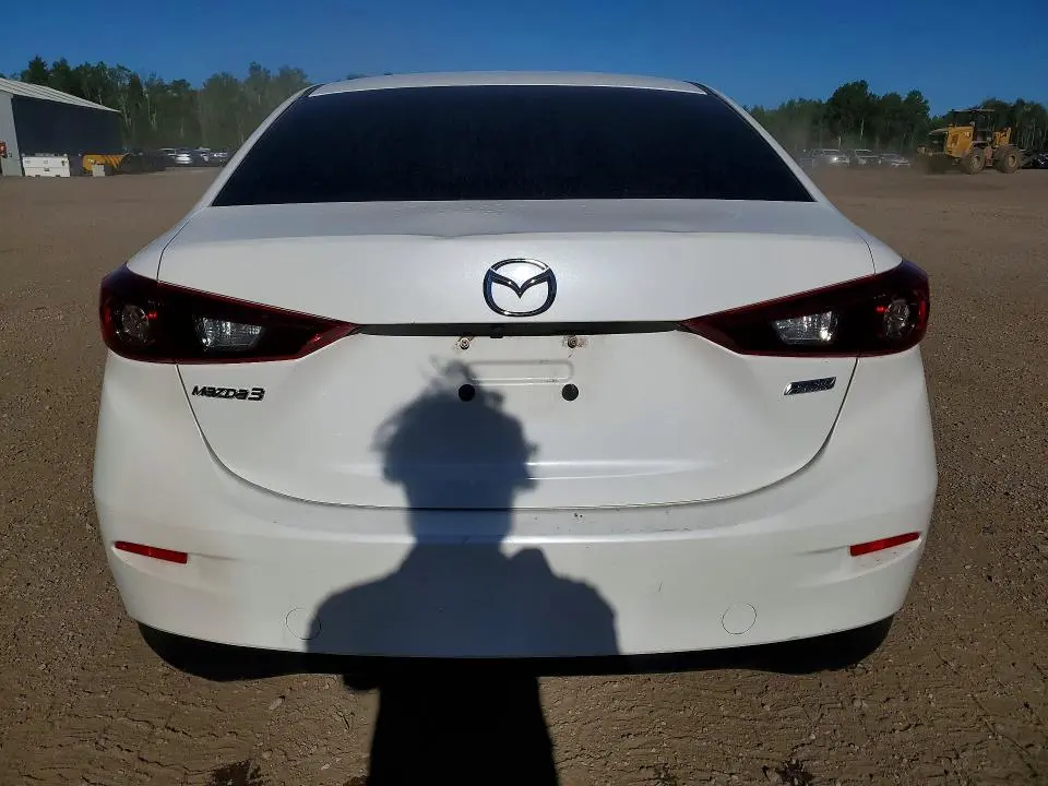 2018 MAZDA 3 GS  