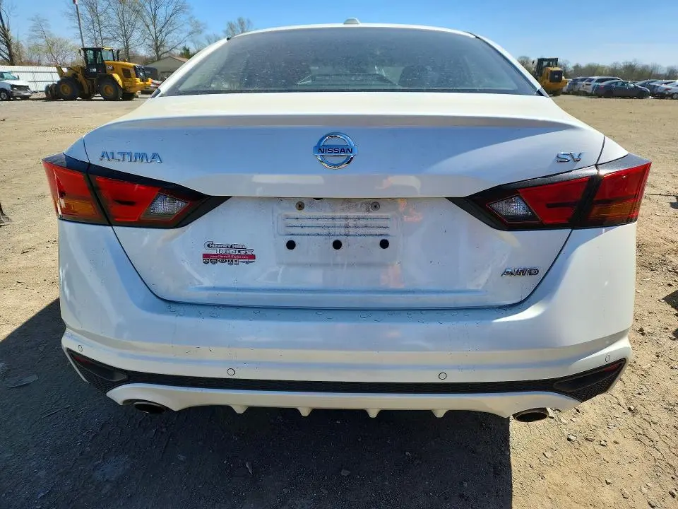2019 NISSAN ALTIMA SV  
