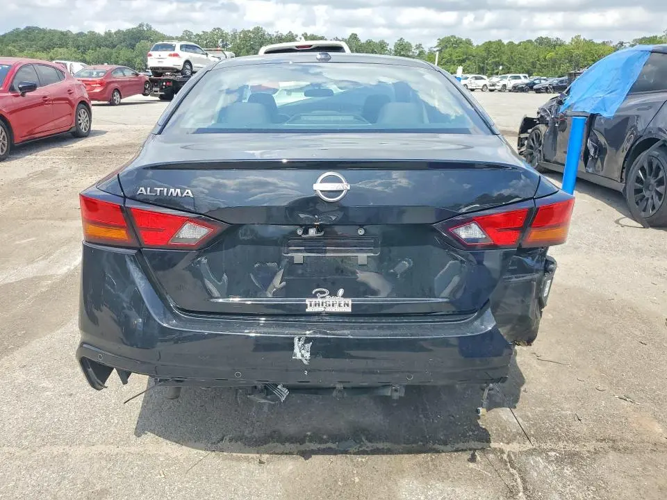 2025 NISSAN ALTIMA SV  