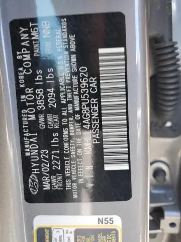 2023 HYUNDAI ELANTRA SE  