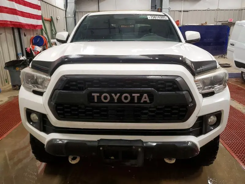 2017 TOYOTA TACOMA DOUBLE CAB  