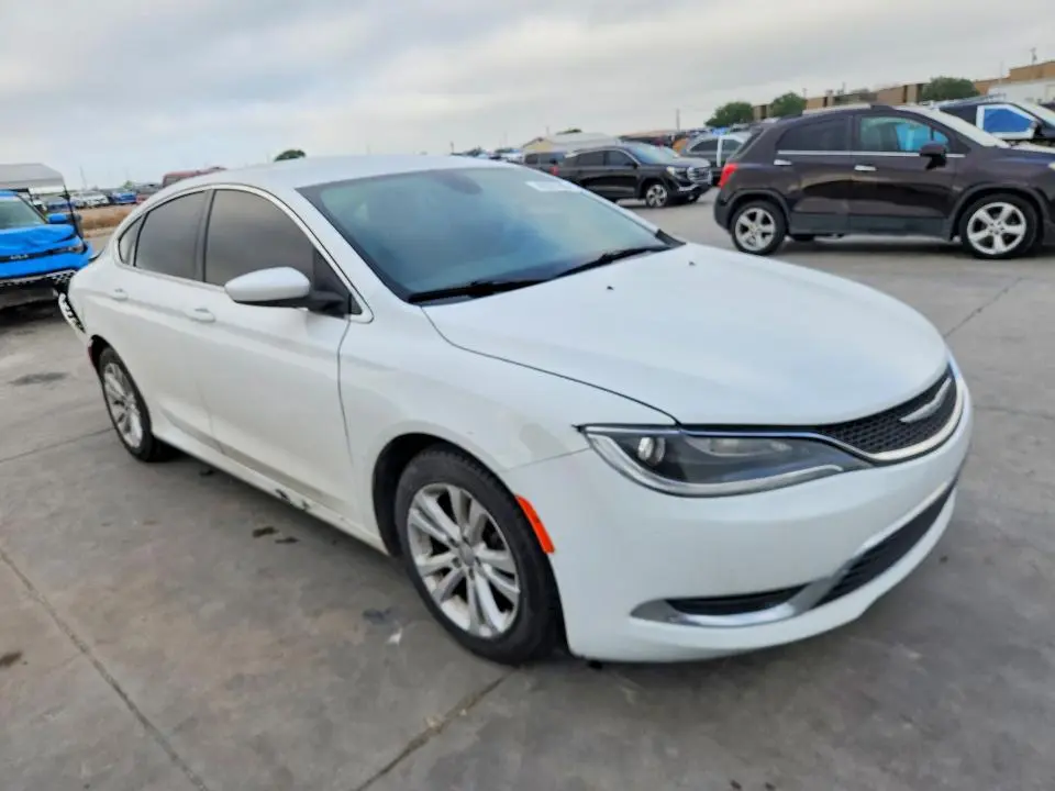 2015 CHRYSLER 200 LIMITED  