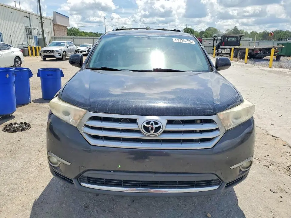 2013 TOYOTA HIGHLANDER PLUS  