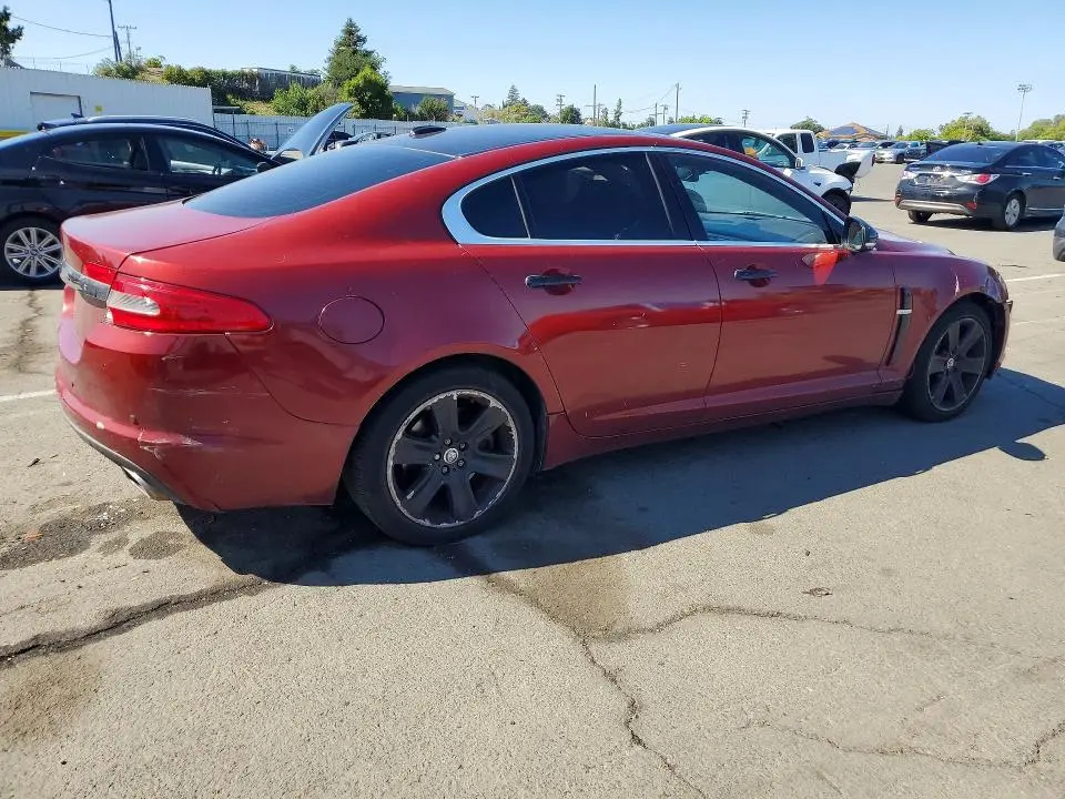 2010 JAGUAR XF LUXURY  