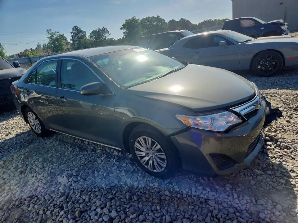 2013 TOYOTA CAMRY LE  