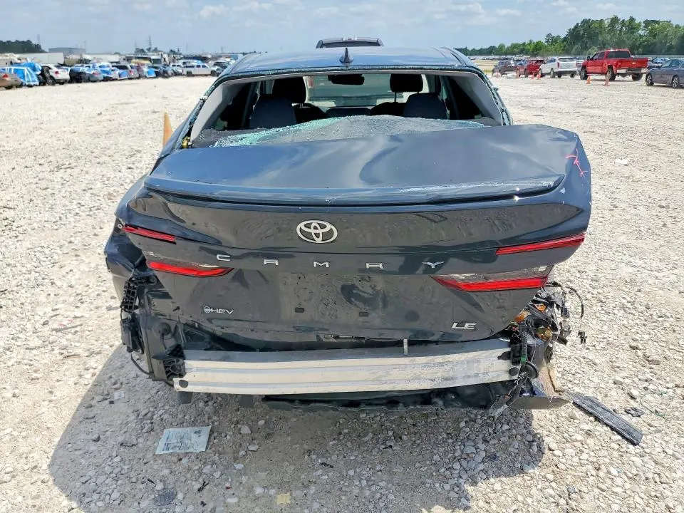 2025 TOYOTA CAMRY LE  