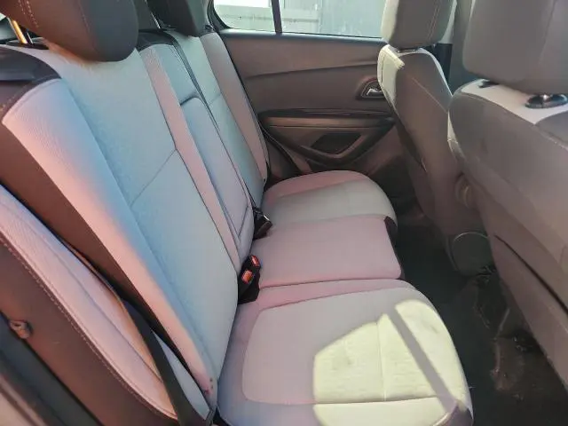 2022 CHEVROLET TRAX LS  