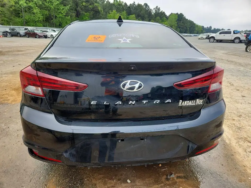 2020 HYUNDAI ELANTRA SEL  