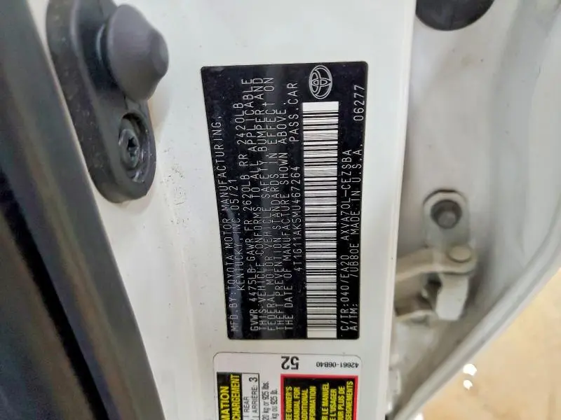 2021 TOYOTA CAMRY SE  