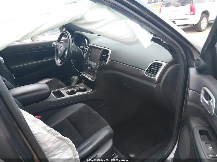 2017 JEEP GRAND CHEROKEE ALTITUDE 4X2