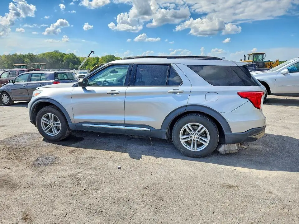 2020 FORD EXPLORER XLT  