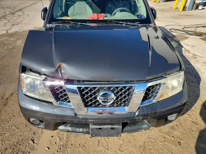 2012 NISSAN FRONTIER S  