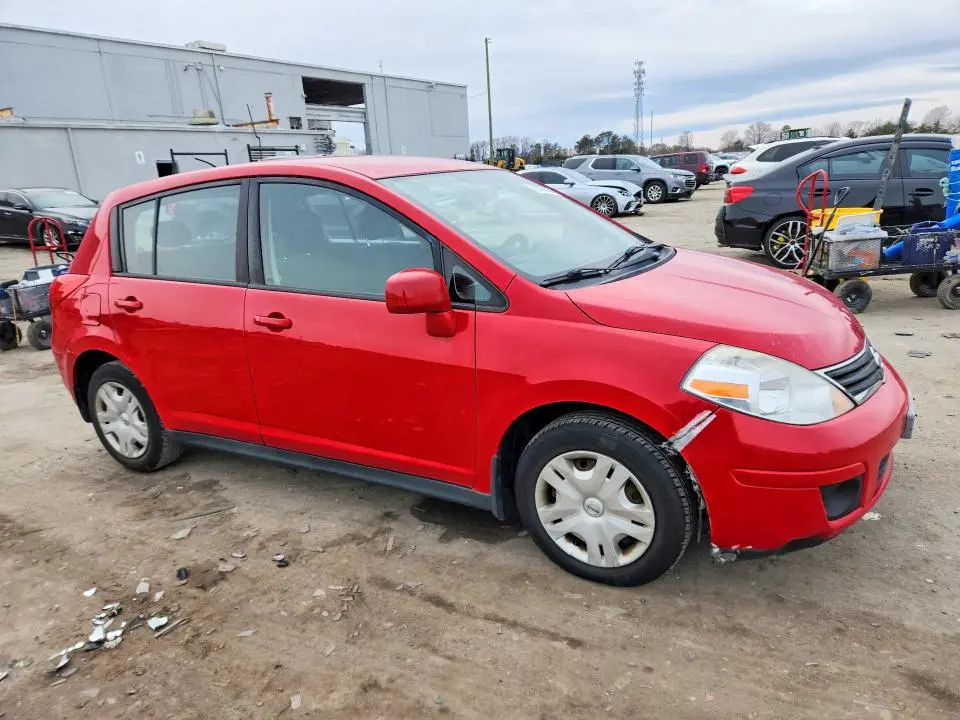 2010 NISSAN VERSA   