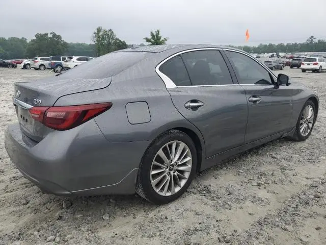 2021 INFINITI Q50 LUXE  