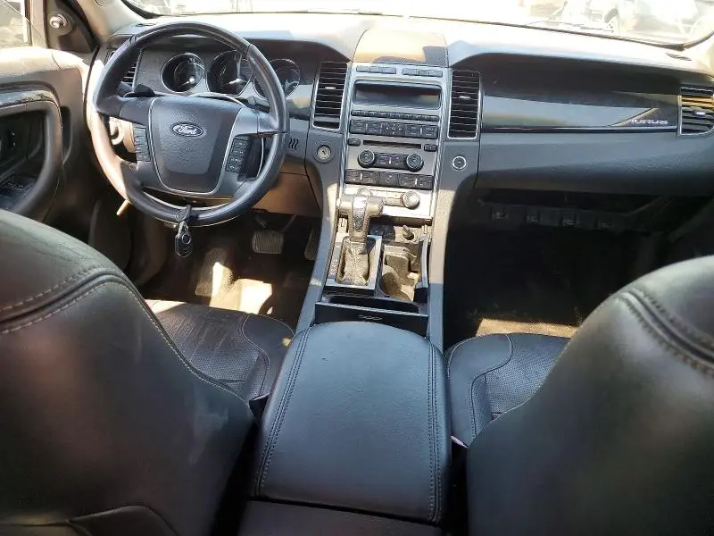 2010 FORD TAURUS LIMITED  