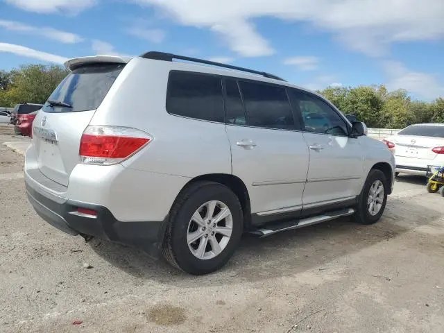 2011 TOYOTA HIGHLANDER BASE  