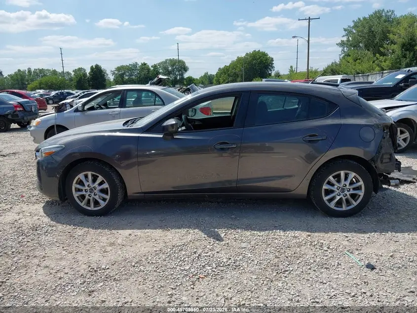 2017 MAZDA MAZDA3 SPORT
