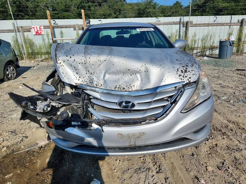 2011 HYUNDAI SONATA GLS  