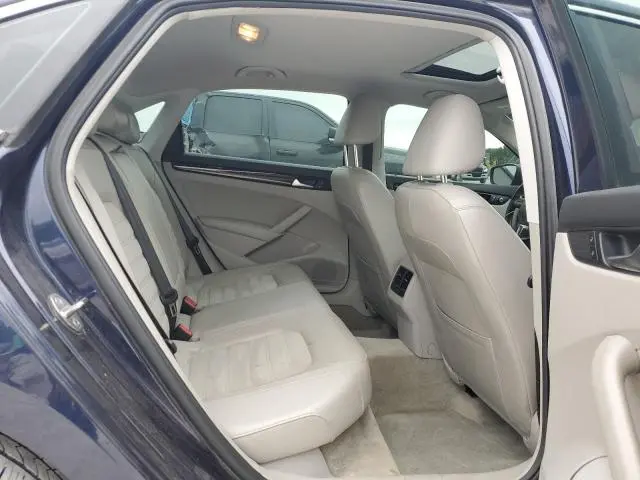 2015 VOLKSWAGEN PASSAT SEL  