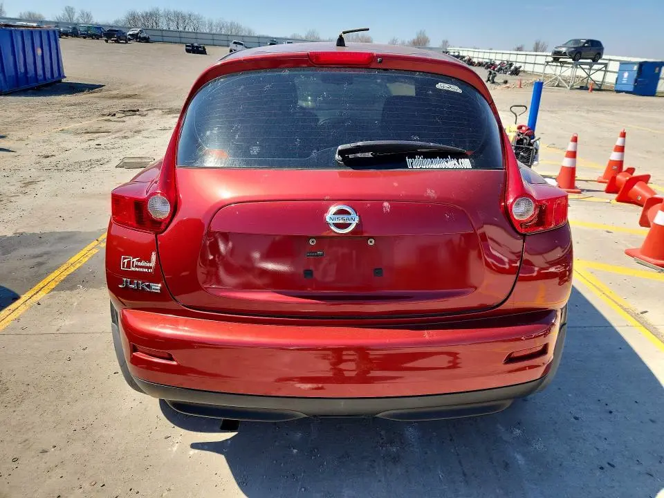 2011 NISSAN JUKE S  