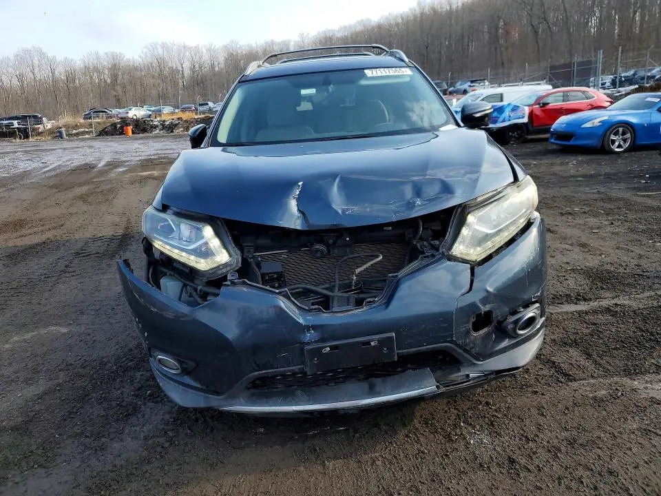 2015 NISSAN ROGUE S  