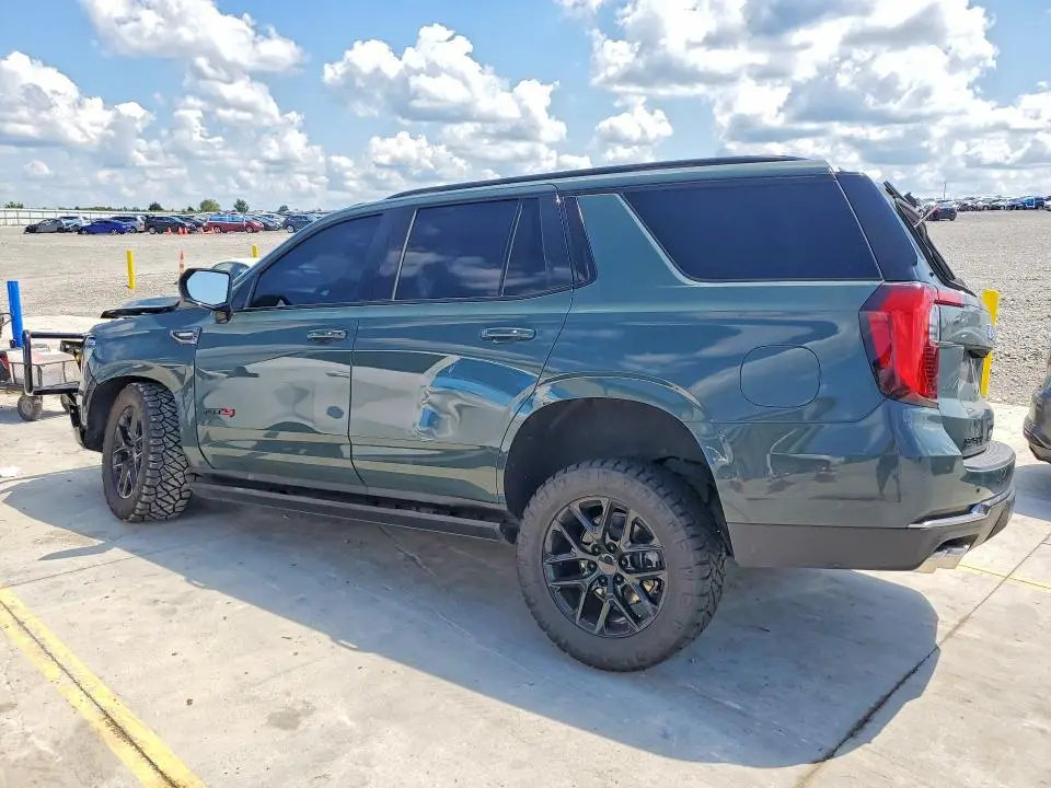 2025 GMC YUKON AT4  
