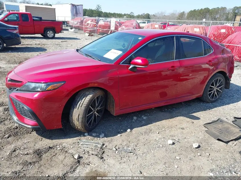 2022 TOYOTA CAMRY SE