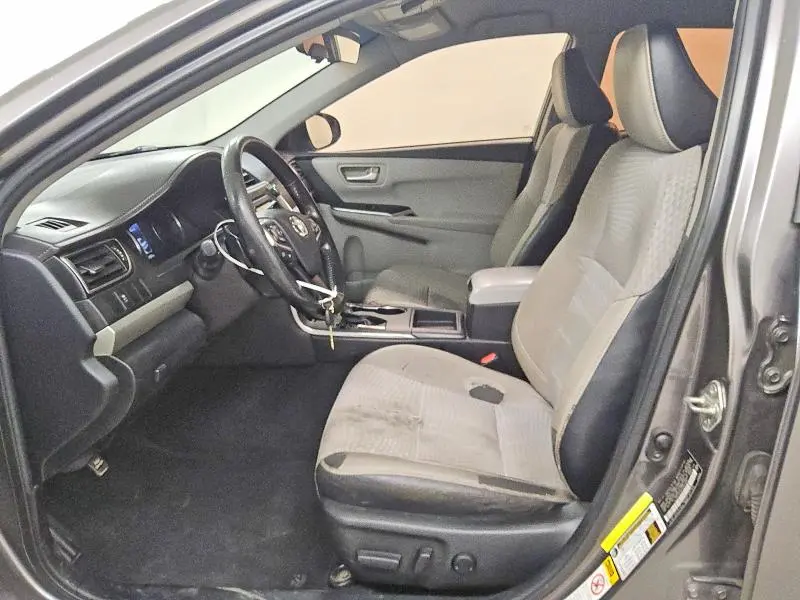 2015 TOYOTA CAMRY SE  