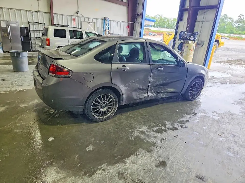 2010 FORD FOCUS SES  