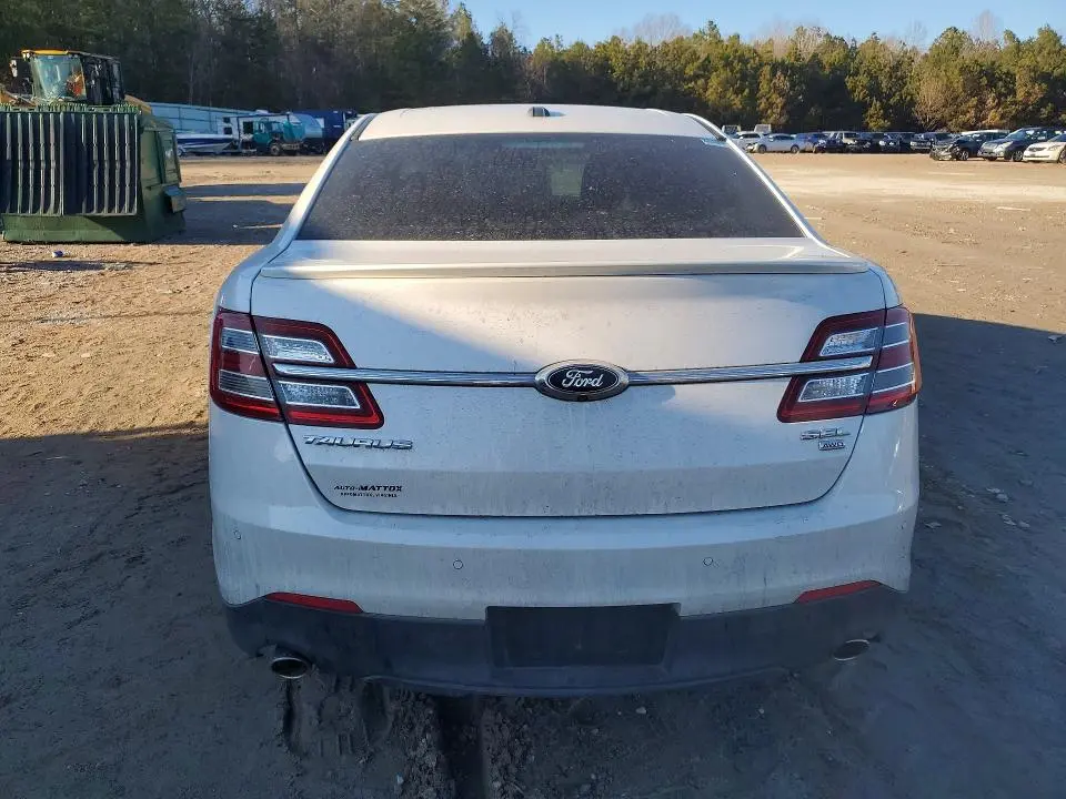 2015 FORD TAURUS SEL  