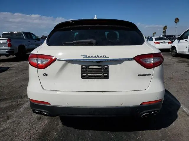 2018 MASERATI LEVANTE   
