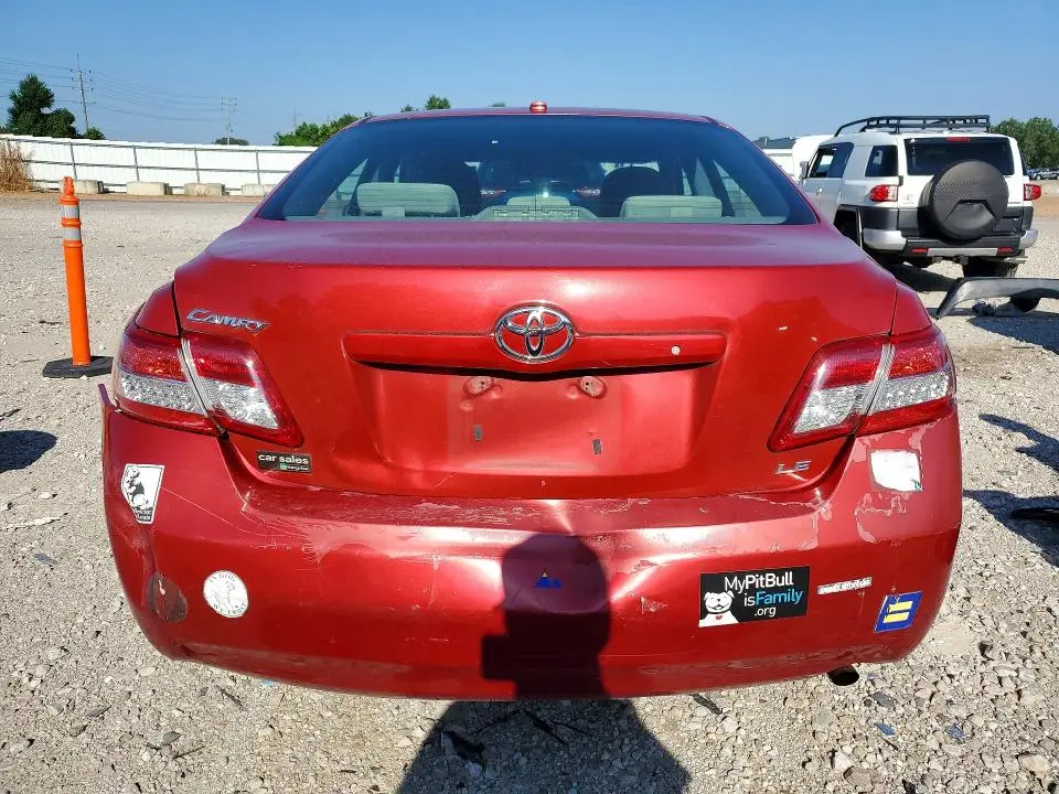 2011 TOYOTA CAMRY LE  