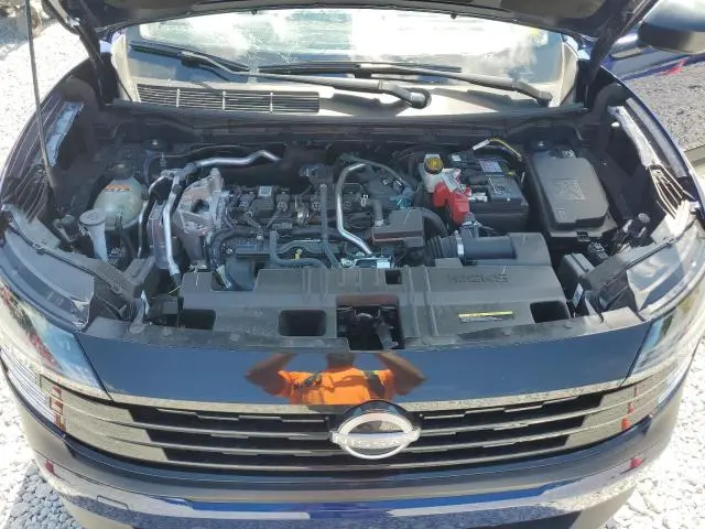 2025 NISSAN KICKS S  