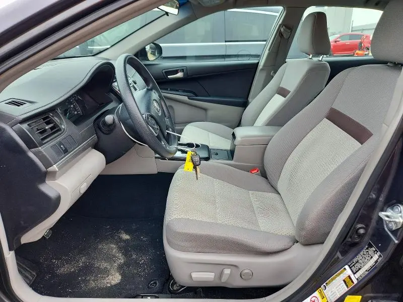 2012 TOYOTA CAMRY LE  