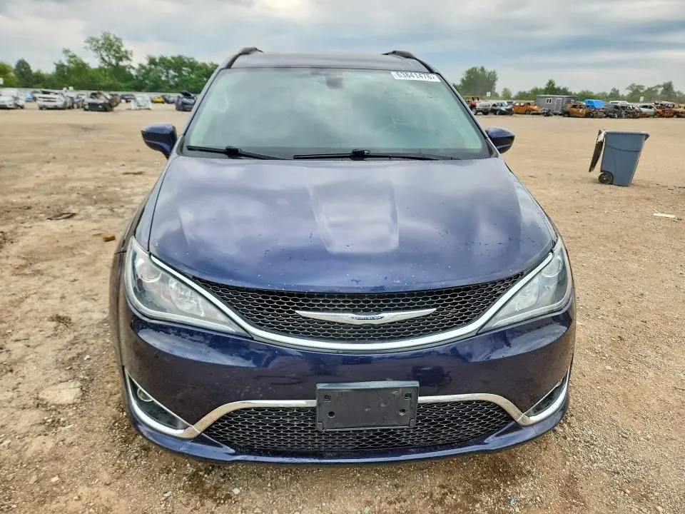 2017 CHRYSLER PACIFICA TOURING L  