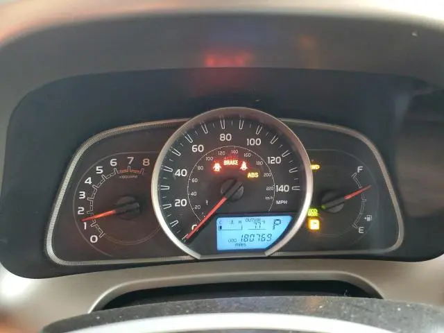 2013 TOYOTA RAV4 LE  