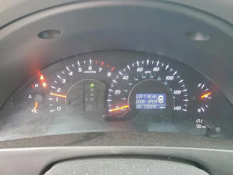 2011 TOYOTA CAMRY BASE  