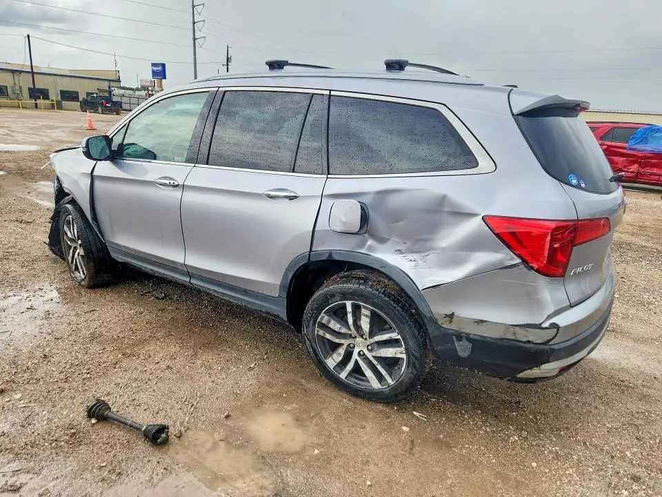 2018 HONDA PILOT TOURING  