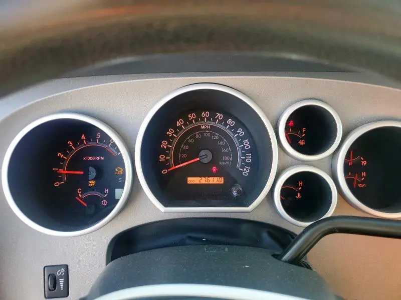 2013 TOYOTA TUNDRA CREWMAX SR5  