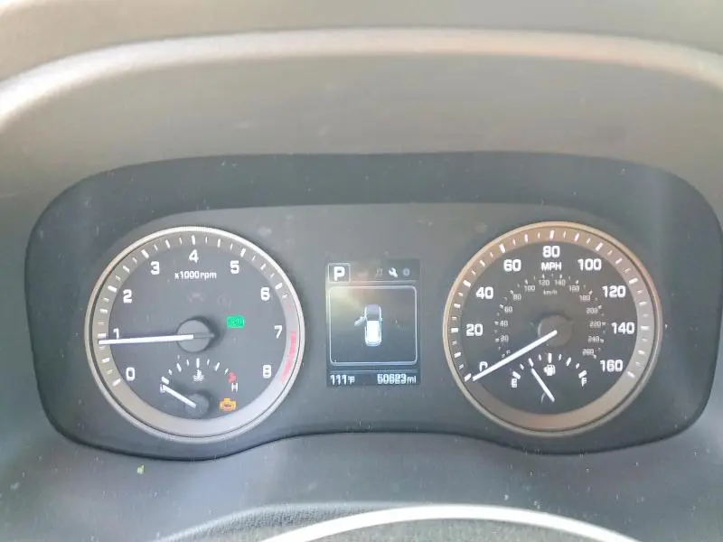 2016 HYUNDAI TUCSON SE  