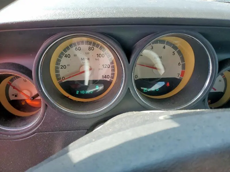 2010 DODGE CHALLENGER SE  