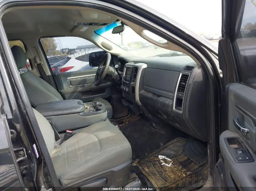 2017 RAM 2500 SLT  4X4 6'4 BOX