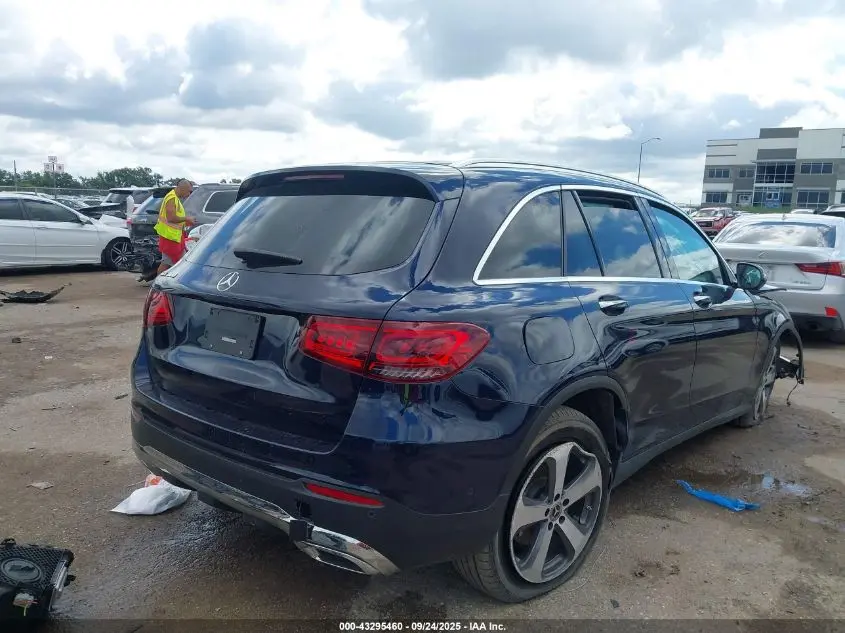 2022 MERCEDES-BENZ GLC 300 SUV