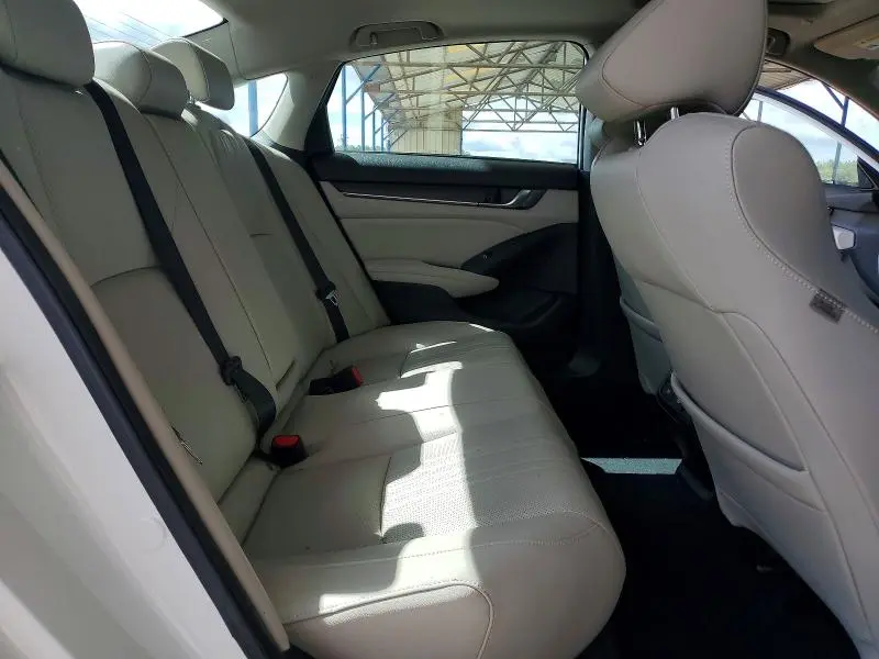 2022 HONDA ACCORD TOURING HYBRID  