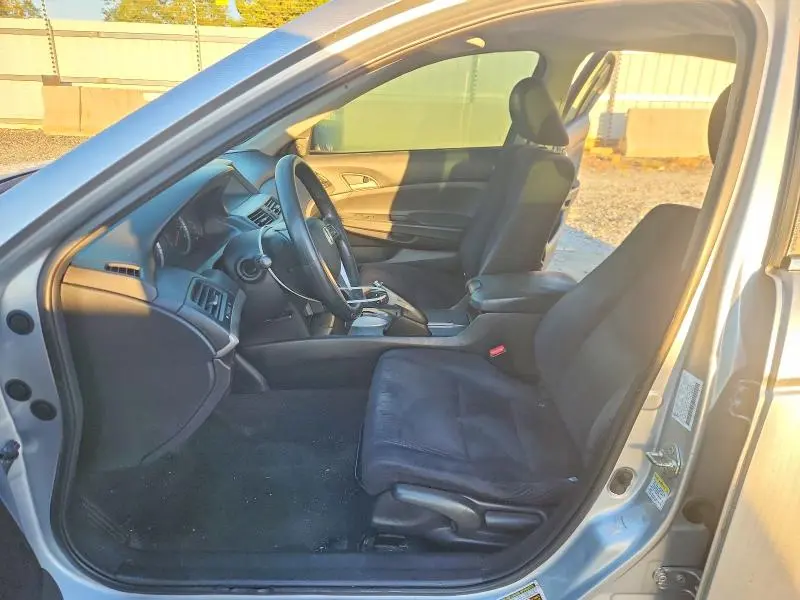 2012 HONDA ACCORD LX  