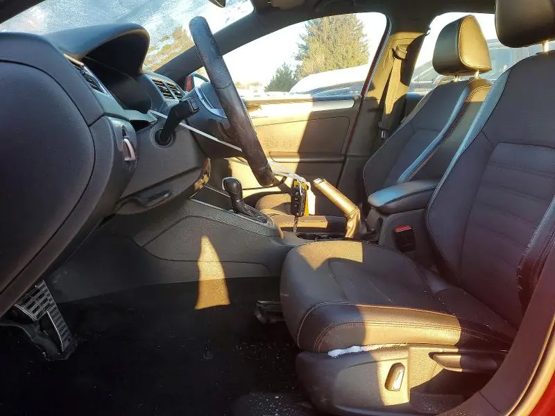 2013 VOLKSWAGEN JETTA GLI  